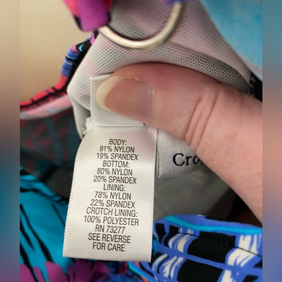 Croft & Barrow Colorful Palm Leaf Ruffled Tiered Swimsuit/Dress/Tankini - Picture 3 of 6